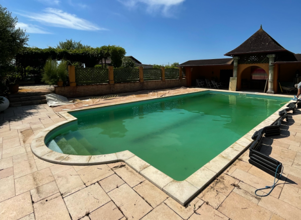 Traitement eau verte à Anais